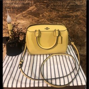 Coach Crossbody! 😍